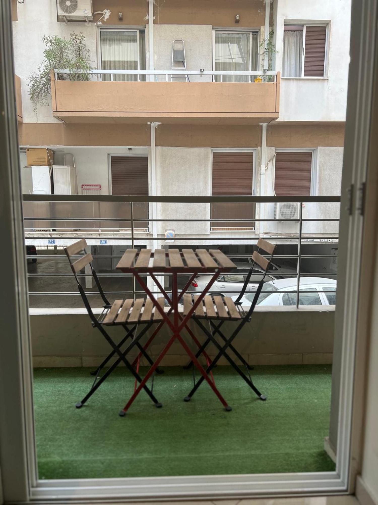 Colourful Artistic Apart 100Mbps Center Of Athens Exterior photo